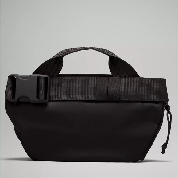 Lululemon Belt bag unisex crossbody bag - Picture 4 of 5